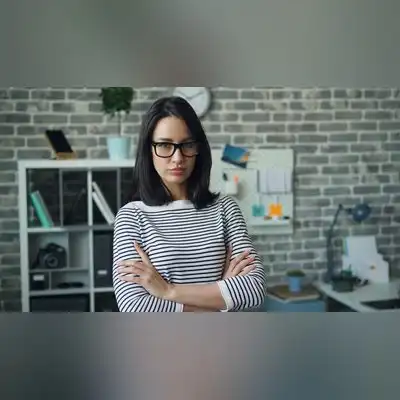 顾奕